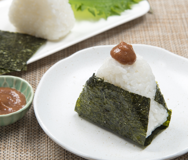 おにぎりに